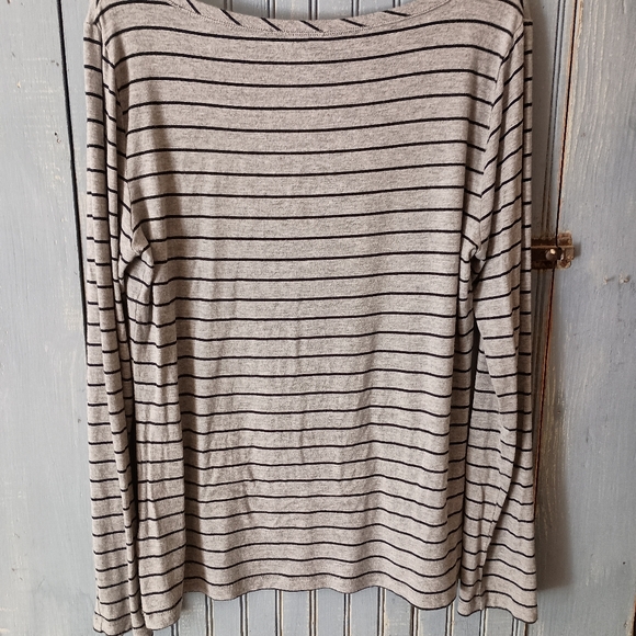 Cable & Gauge top Grey and Black size XL - Picture 3 of 3